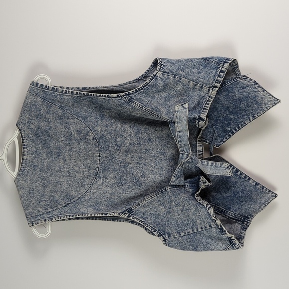 Dakota Vintage Washed Out Jean Vest - Picture 4 of 5